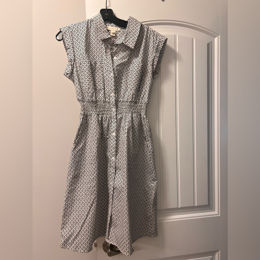 Women’s size medium Monteau Los Angeles dress gently used